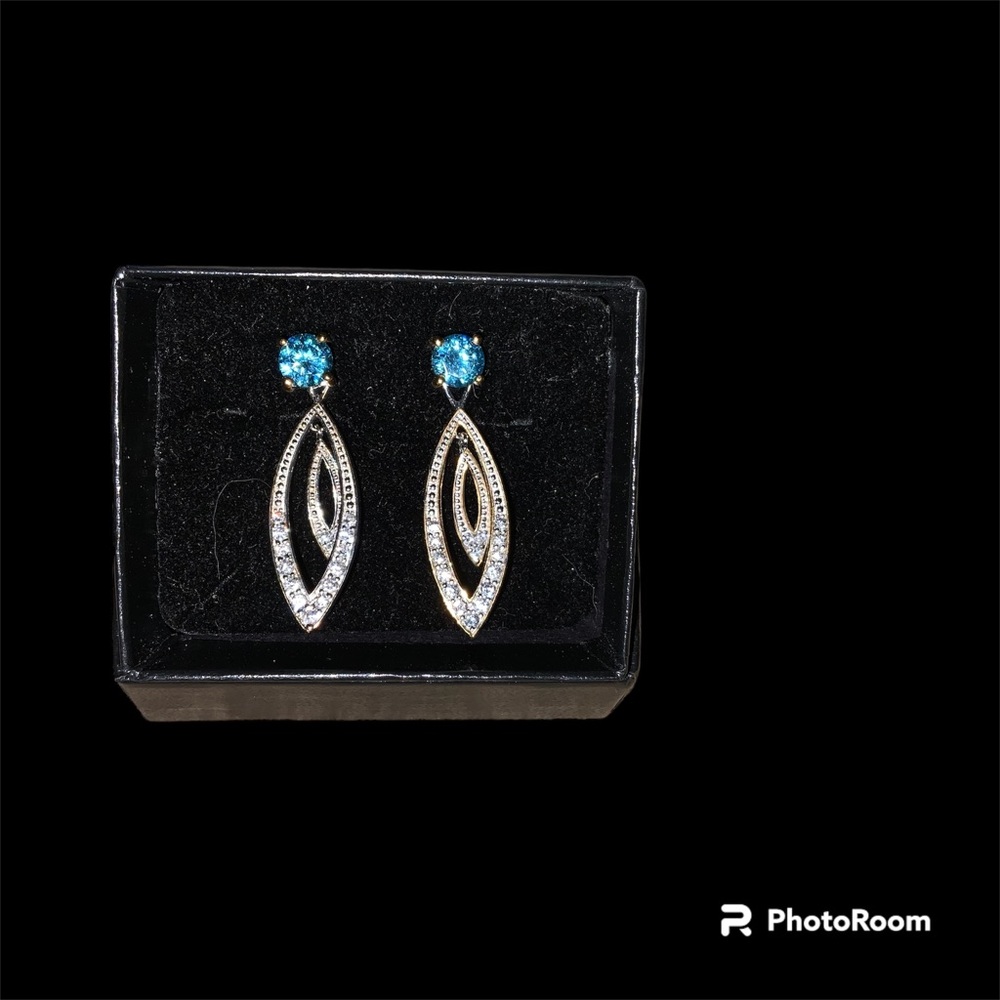 Earrings Aquamarine and Diamonds